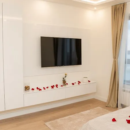 Sinfonia Lux Apartment