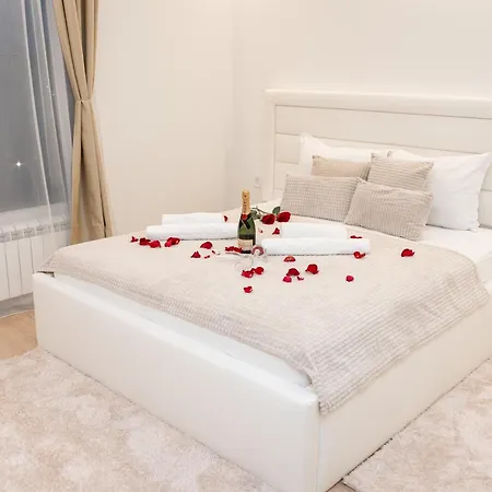 Sinfonia Lux Apartman Belgrade